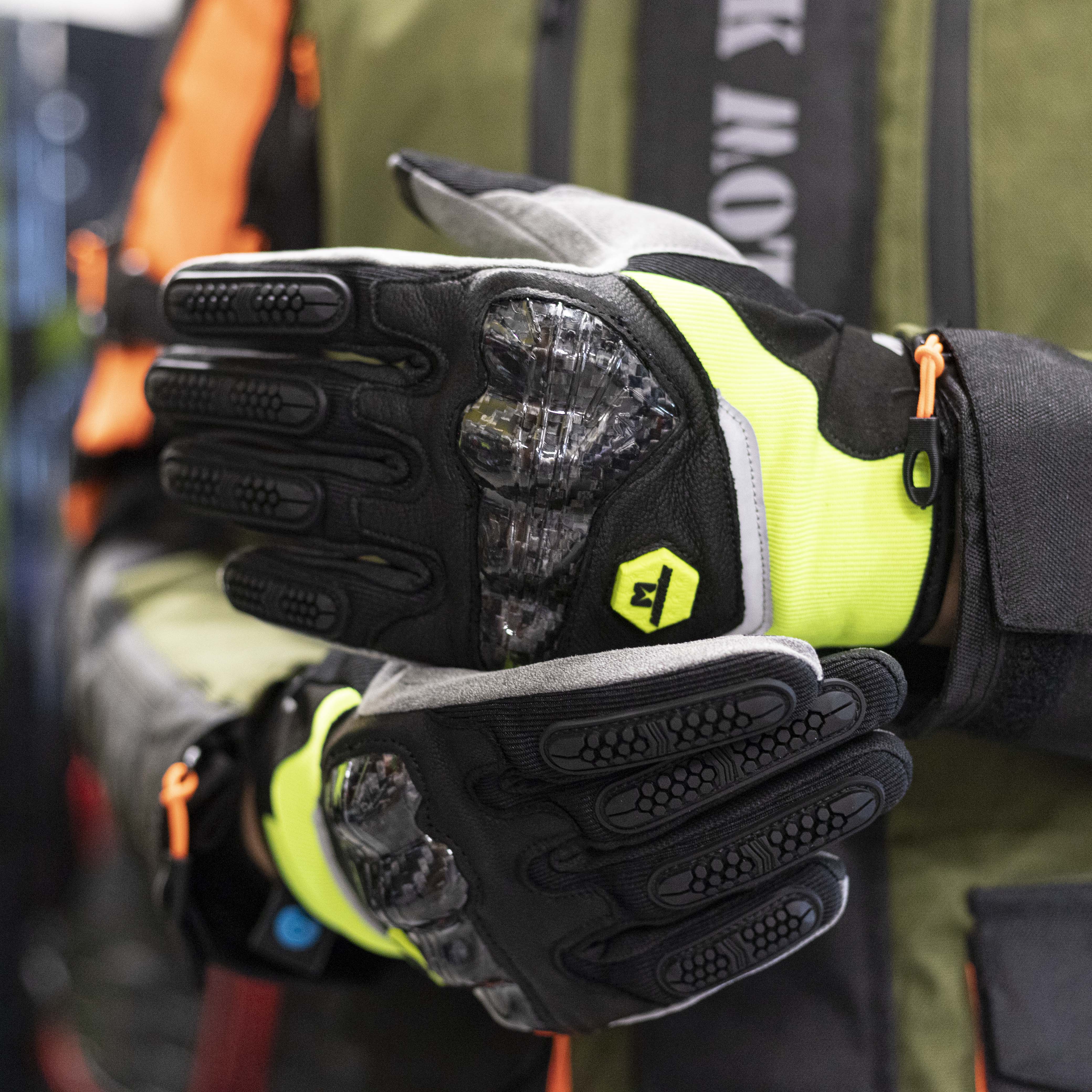 Мотоперчатки Masontex M30 Carbon